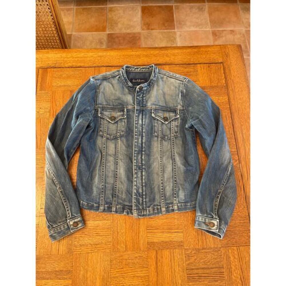 EARL JEANS WEATERN STYLE DISTRESSED DENIM JACKET LARGE